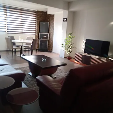 Lux In Lägenhet Skopje